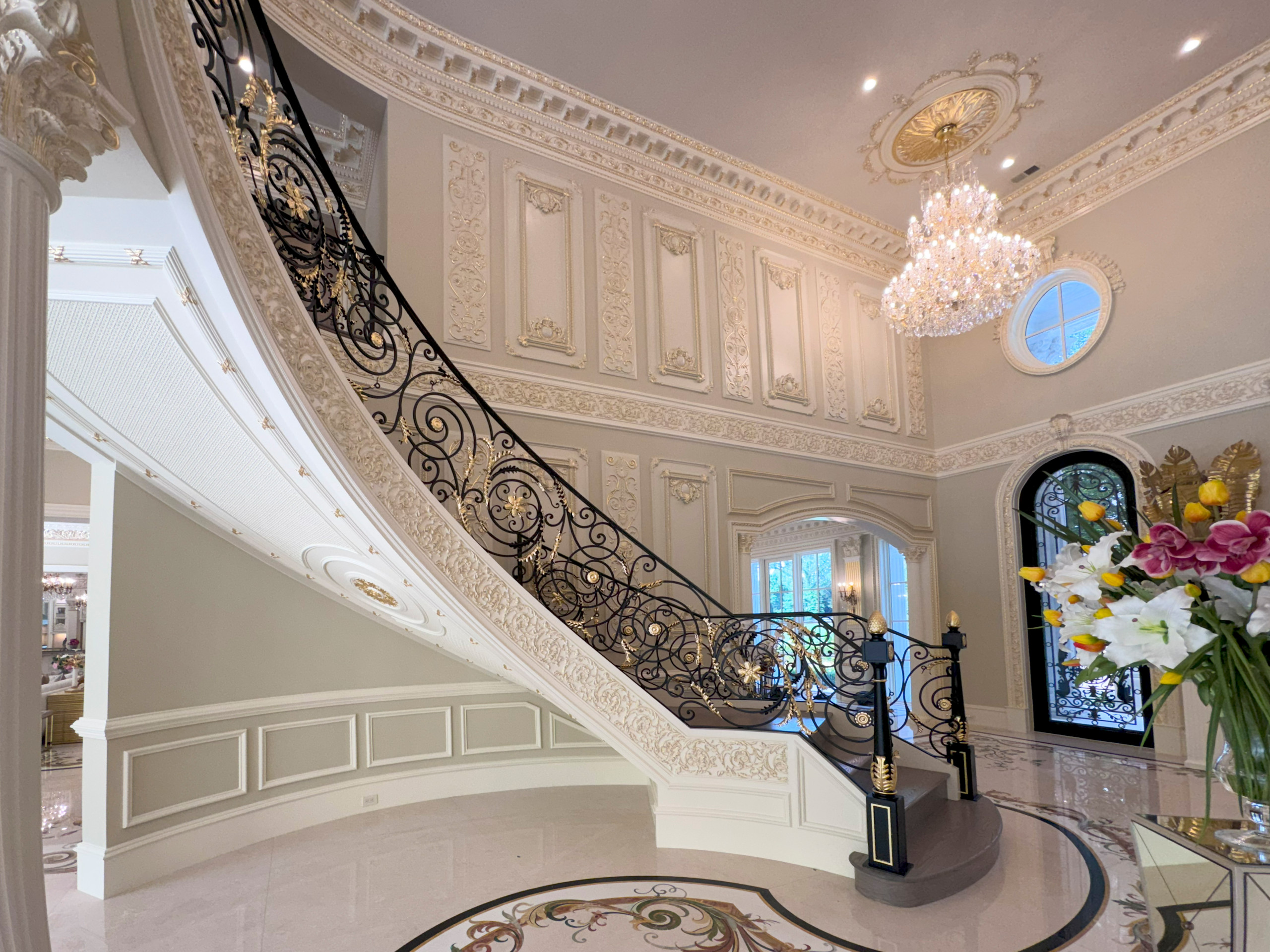 135_Vibrant Staircase with Touch of Historic Grandeur, Great Falls, VA 22066