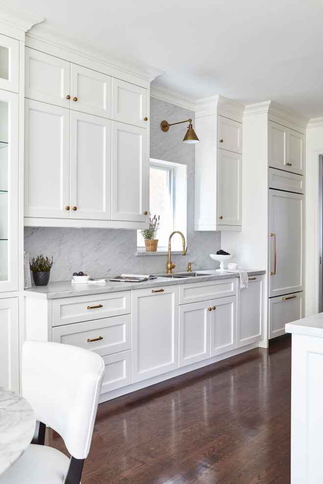 Inspiration for a transitional kitchen remodel in Toronto