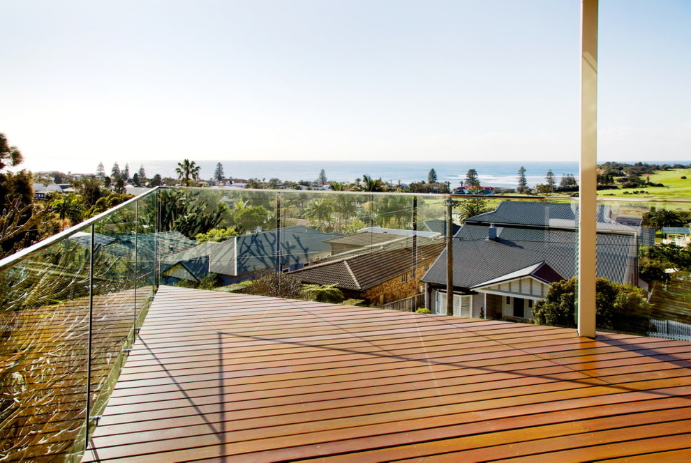 This is an example of a contemporary deck in Sydney.