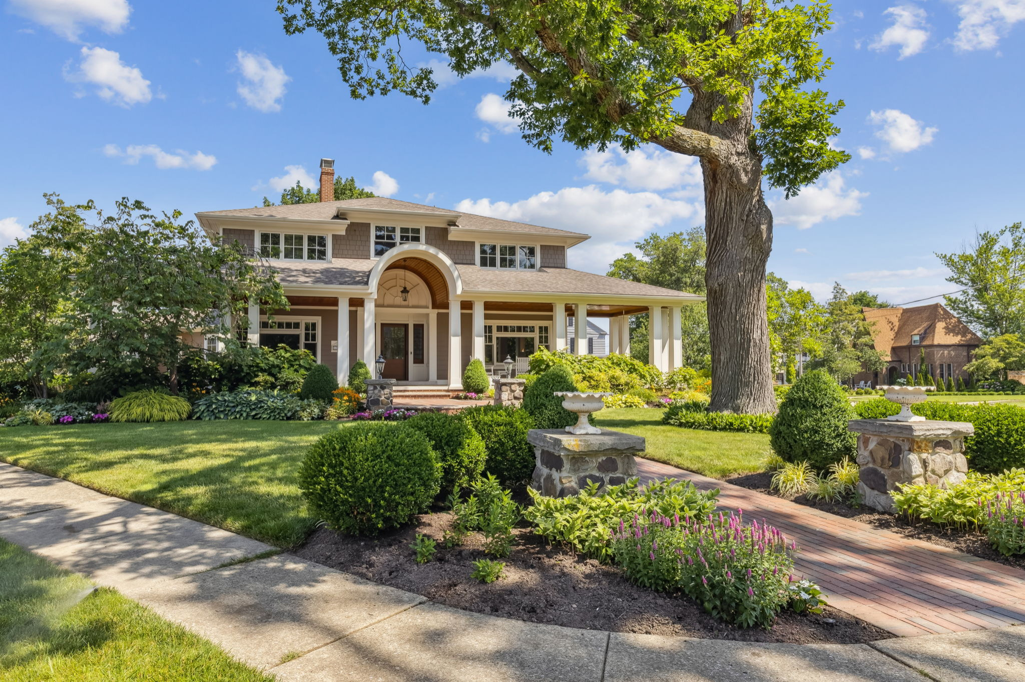 Rocky River Front Porch 2024