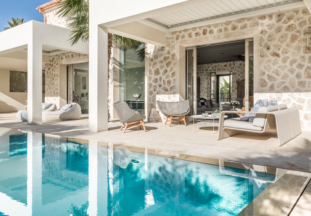 Gecko House coastal-deck