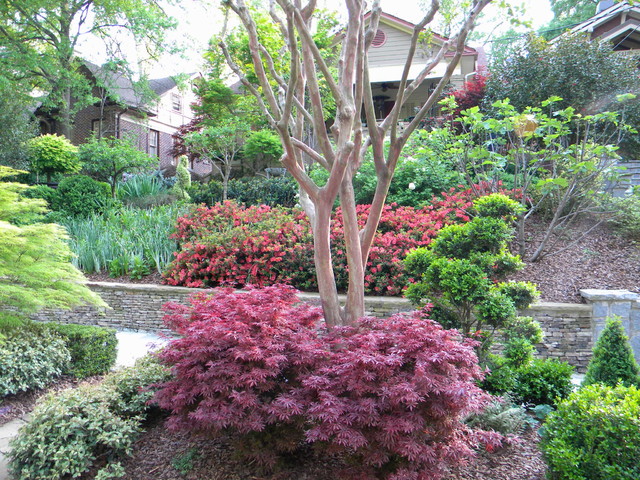 Intown strolling garden - Klassisch - Garten - Atlanta - von Topiary