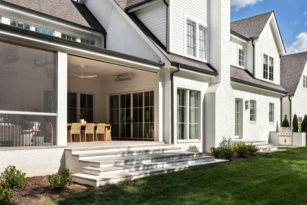 Inspiration for a transitional porch remodel in Nashville