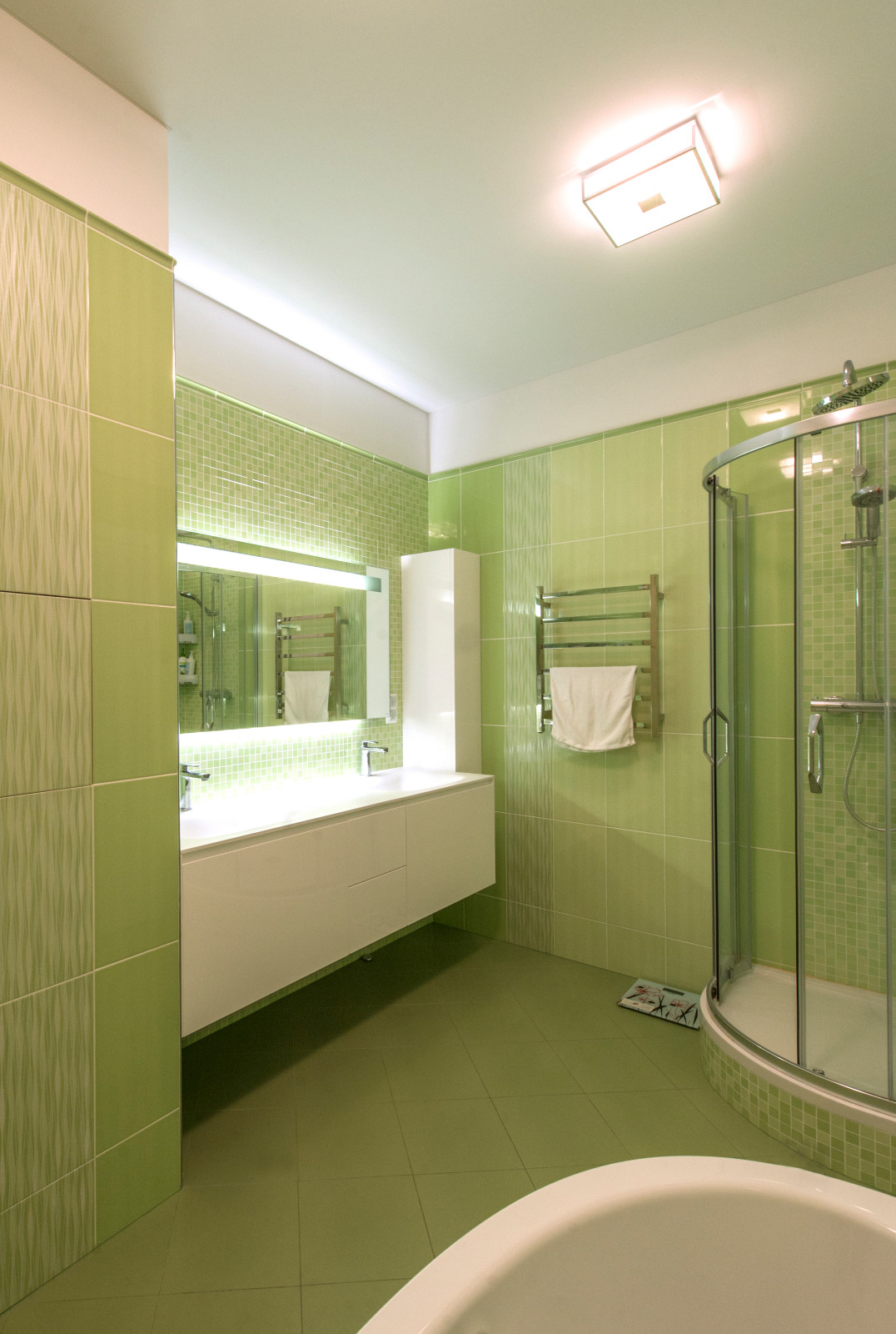 "Хромотерапия" - квартира в Москве