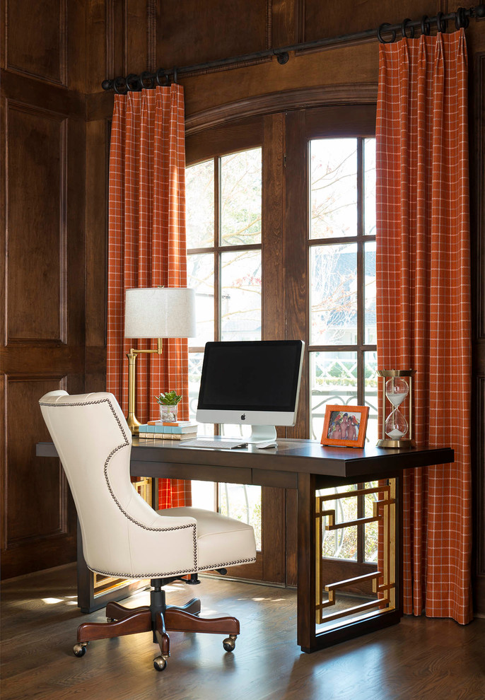 This is an example of a transitional home office in Dallas.