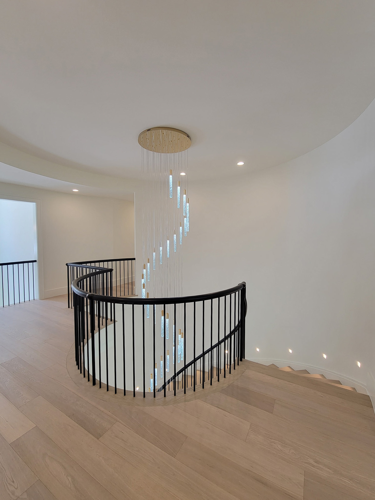 Project #158 | Contemporary Curved Staircase