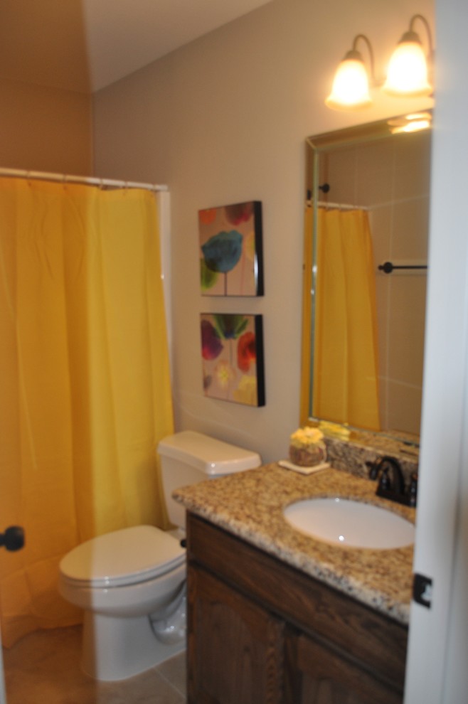 Home design - transitional home design idea in Austin
