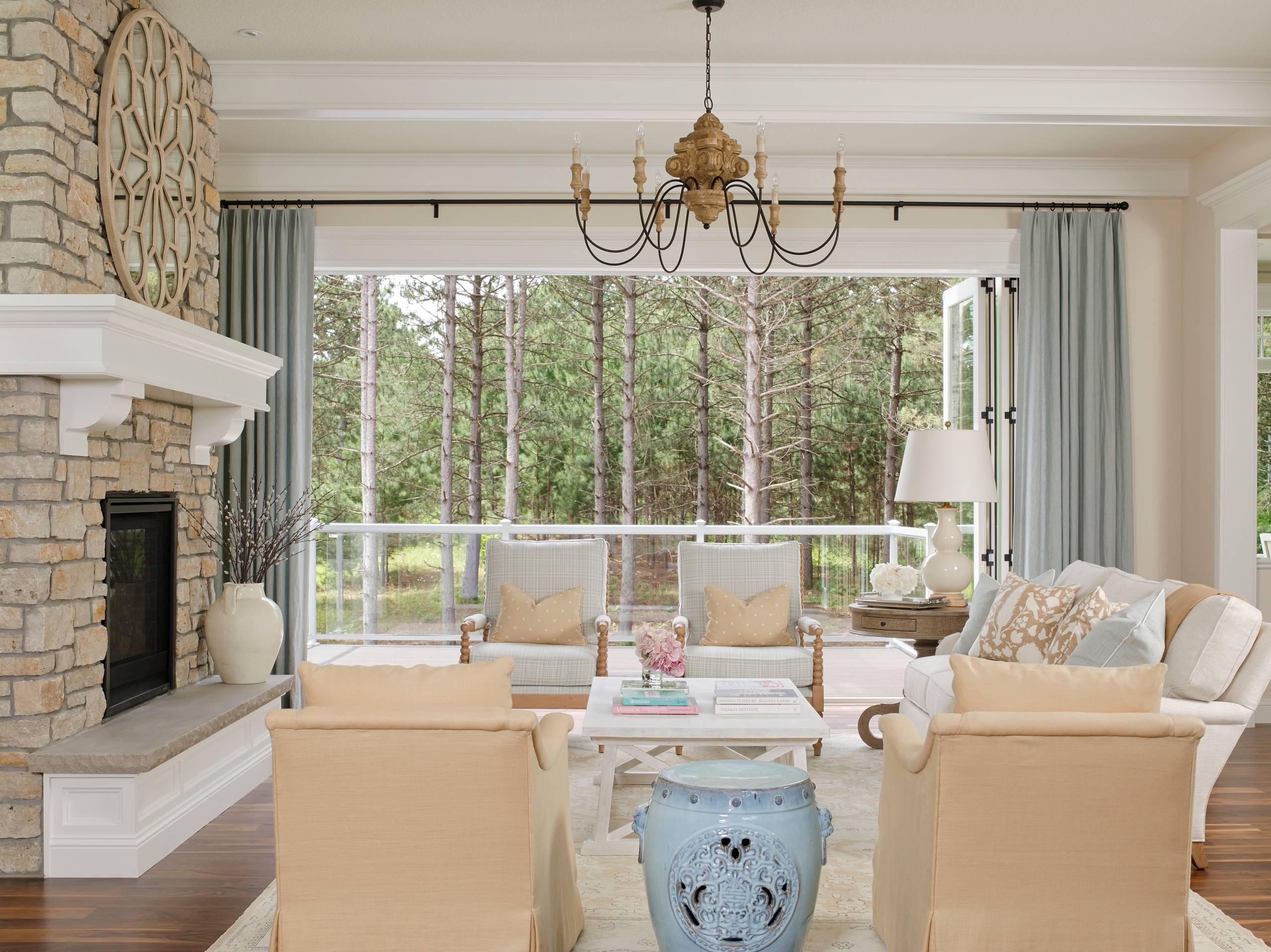 Houzz Tour: Fresh and Calming Design for a New Family Home