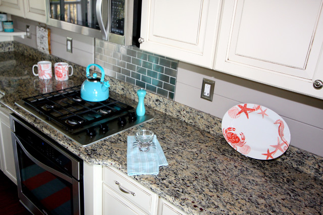 Marshview beach-style-kitchen