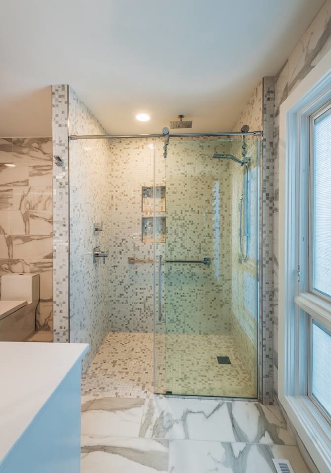 Inspiration for a transitional master bathroom remodel