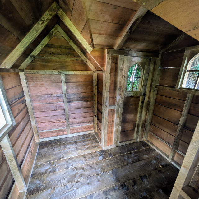 Rustic Treehouse rustik-foerraad