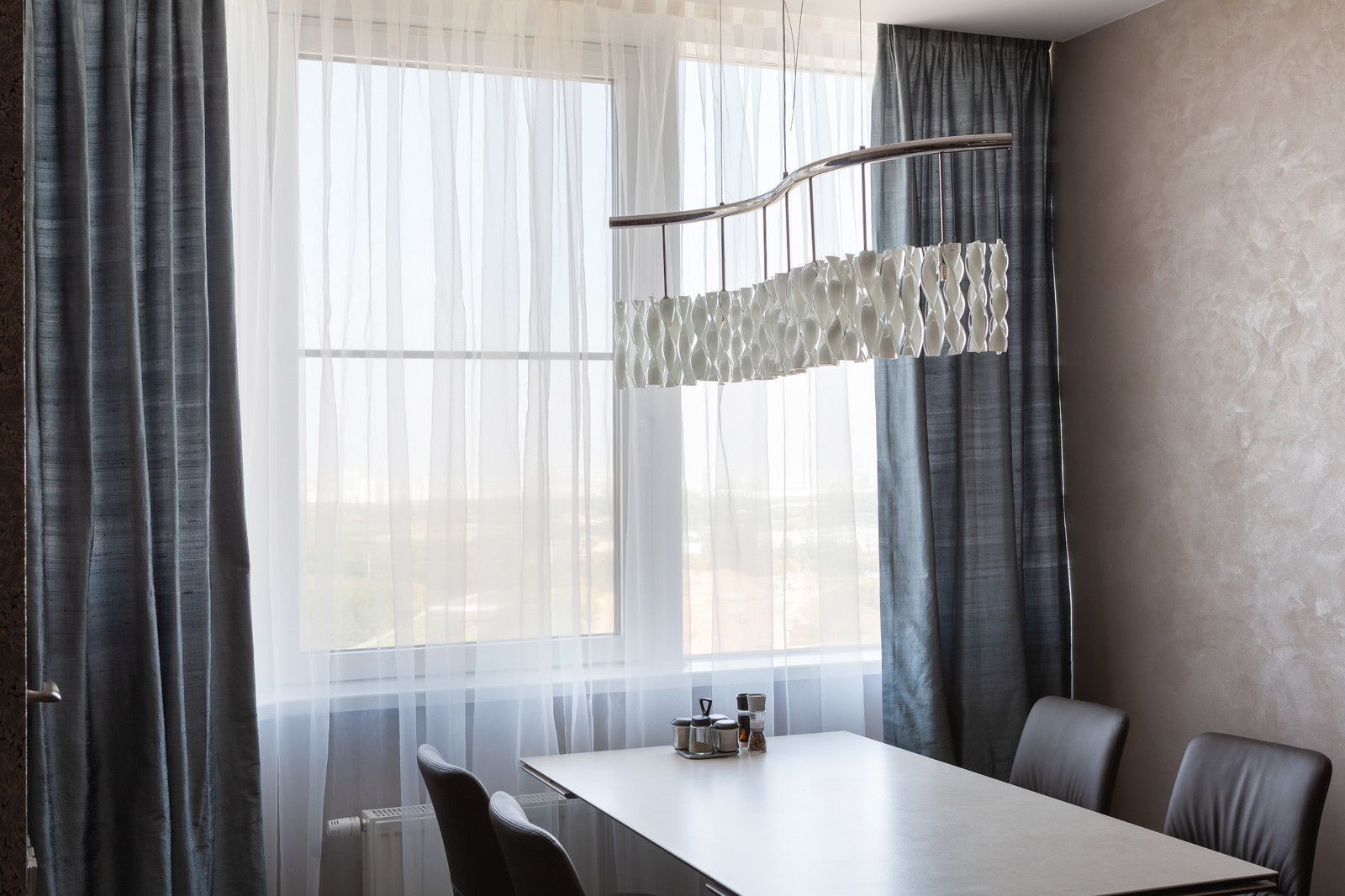 Студия. Гостиная и кухня на мосфильмовской