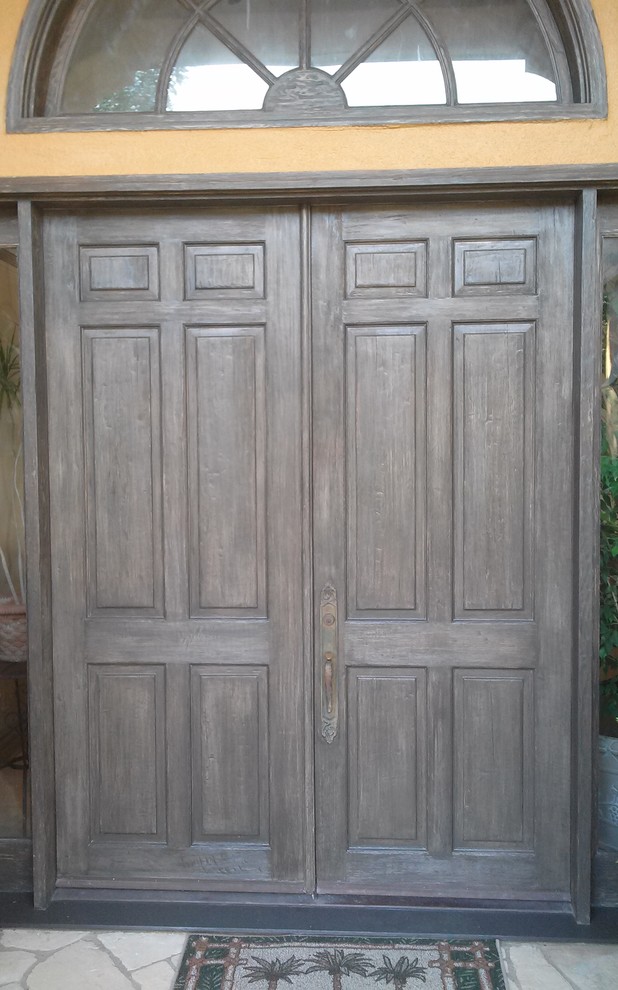 Weathered door finish