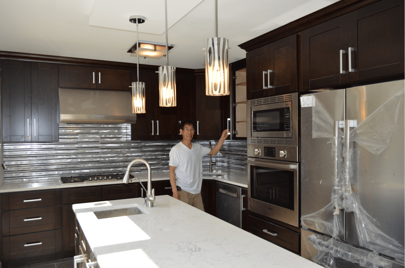 73-xx 194 St Fresh Meadow NY 11366