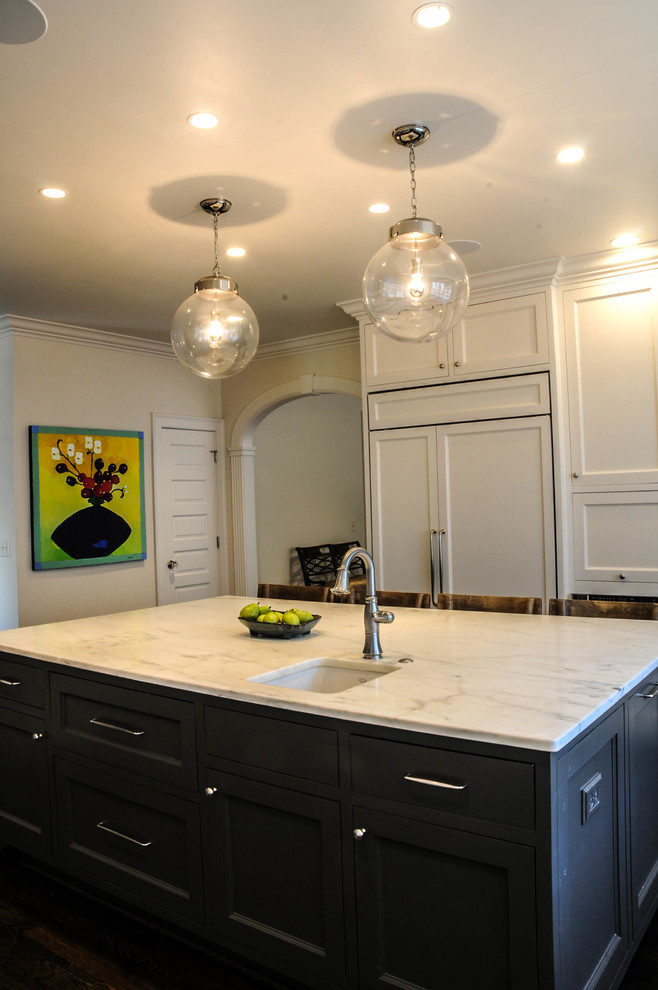 Kitchen - rustic kitchen idea in Birmingham
