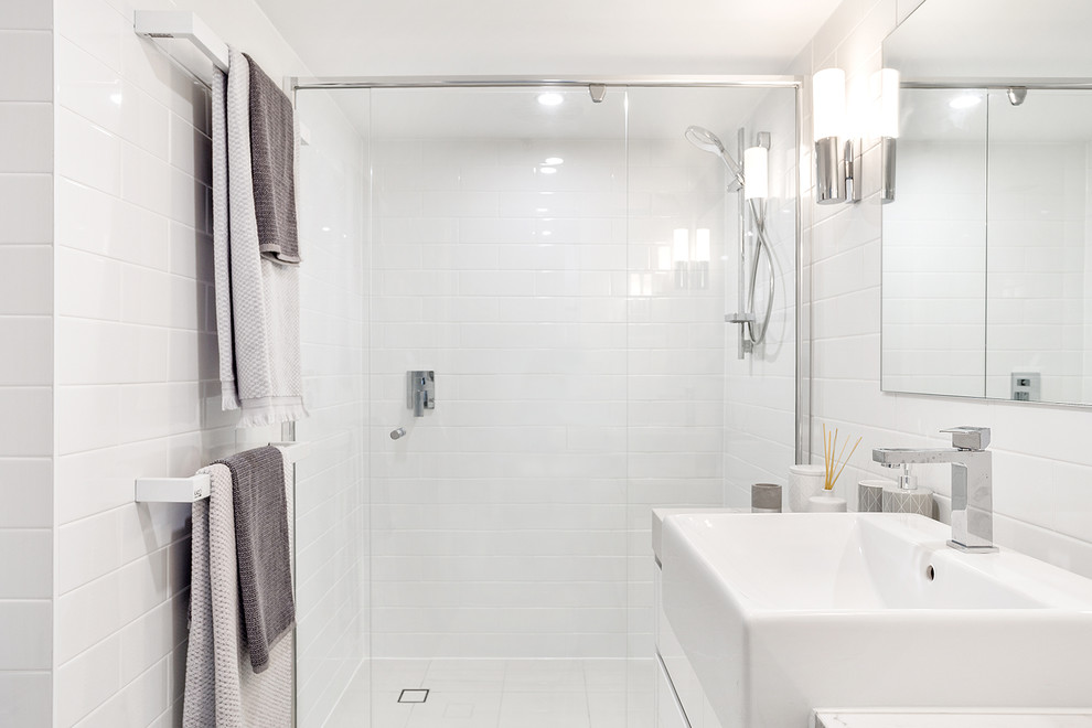 Mid-sized contemporary master bathroom in Gold Coast - Tweed with flat-panel cabinets, light wood cabinets, a double shower, a two-piece toilet, white tile, ceramic tile, white walls, ceramic floors, a vessel sink, white floor, an open shower and quartzite benchtops.