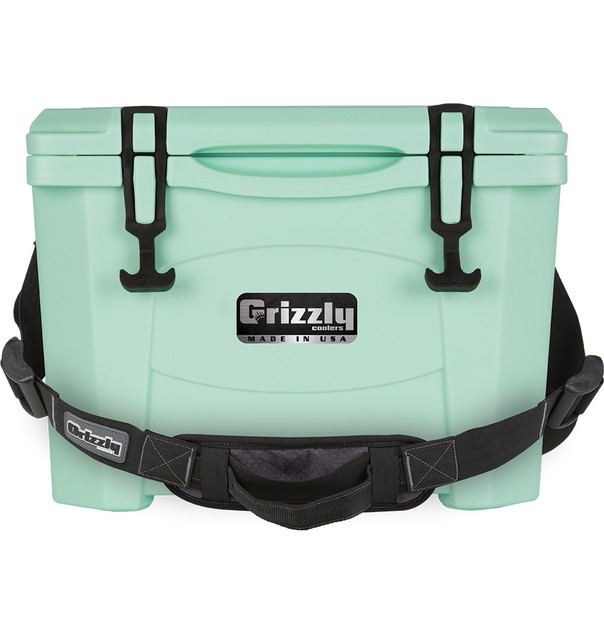 Grizzly 15 Quart Cooler Coolers And Ice Chests by Grizzly