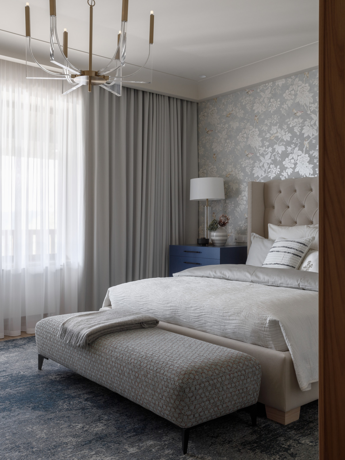 Дизайн интерьера дома 187 м.кв. расположенного среди Уральских гор.