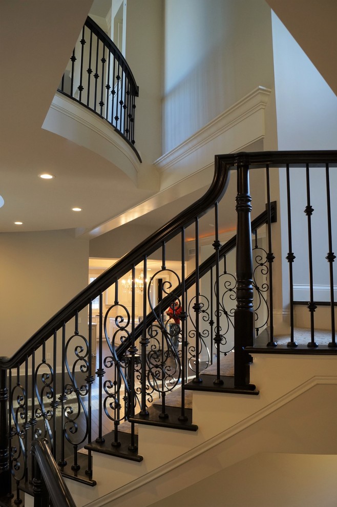Example of a transitional staircase design in Columbus
