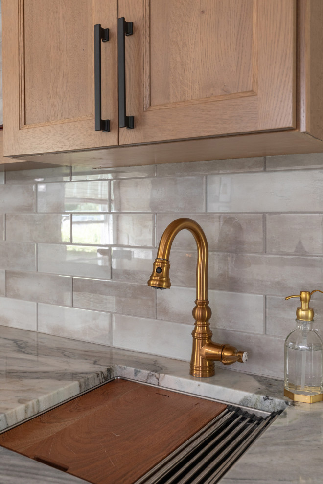 Siler City Home - Farmhouse - Home Bar - Raleigh - by Ida Hernandez