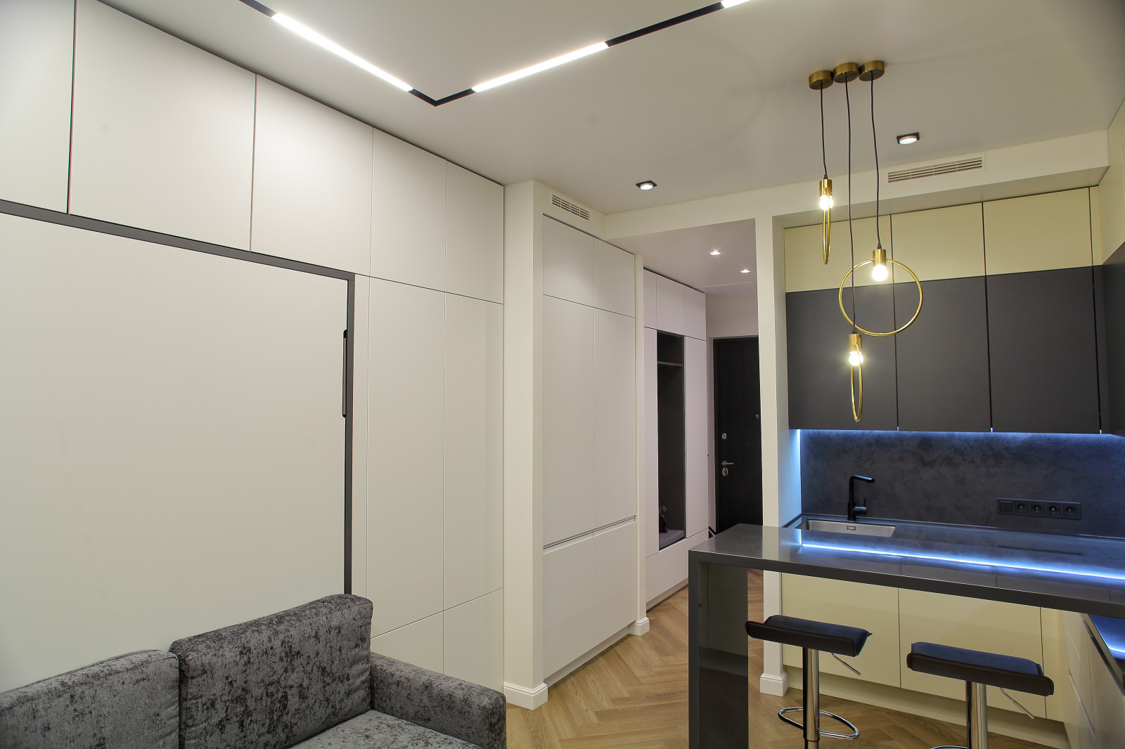 Ремонт студии в ЖК "Loft na Srednem"