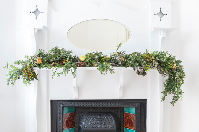 20 Easy Christmas Flower Arrangement Ideas For Your Home