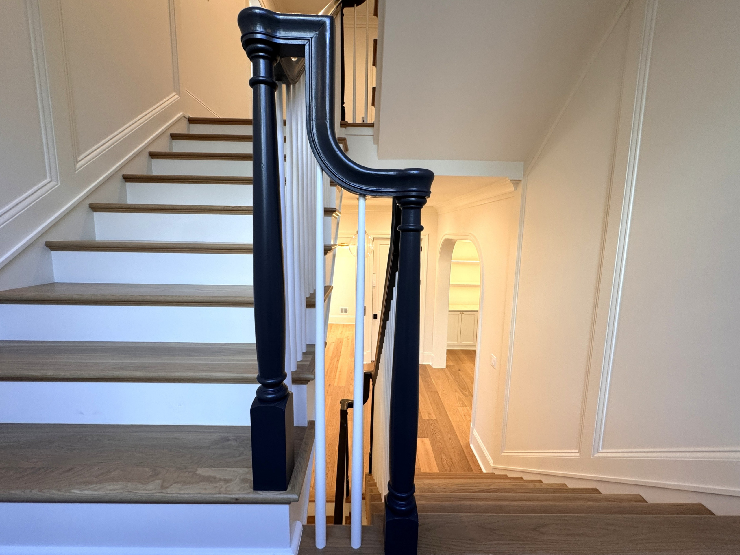 Project #160 | Traditional Box Stair with Gooseneck Handrail