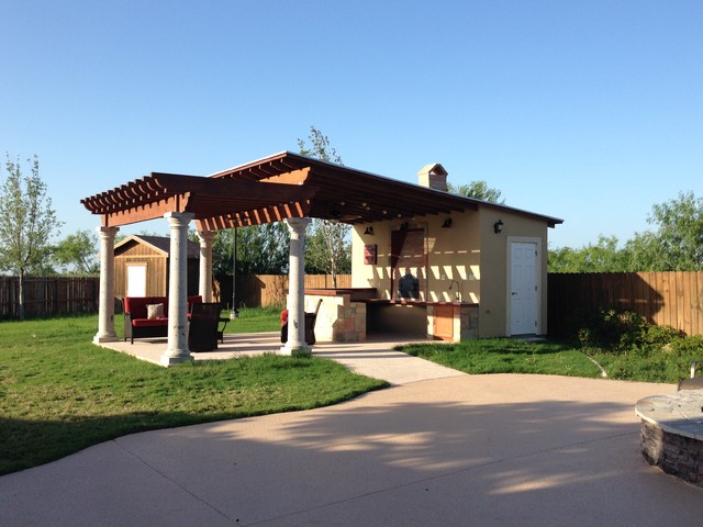 Pool Bar traditional-patio