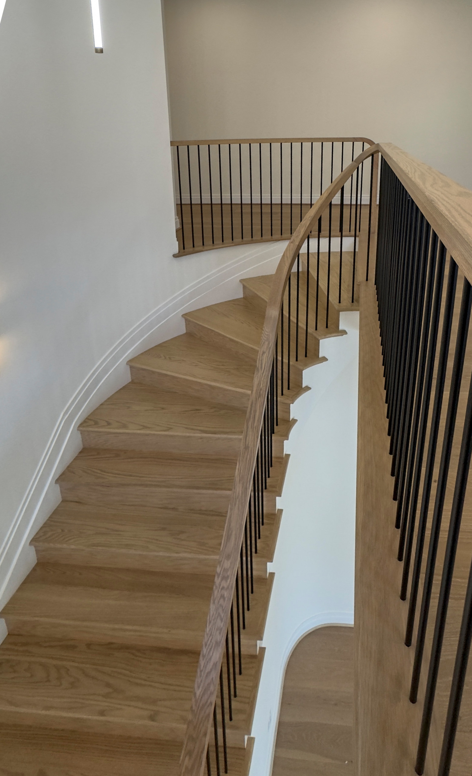 144_Attractive Transitional Staircase in Impressive Modern Home, Vienna VA 22180