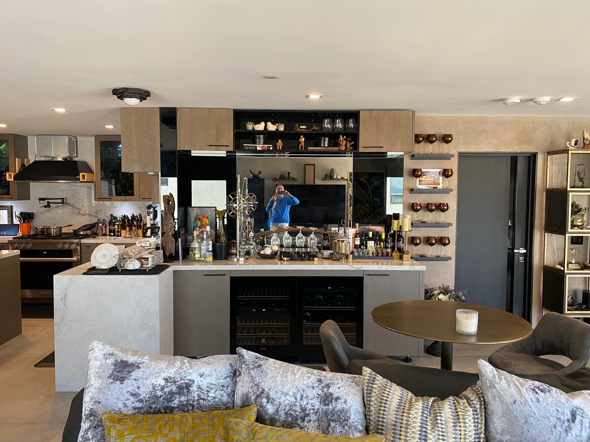 Gore Kitchen, Bathroom, Entertainment, and Back Ends