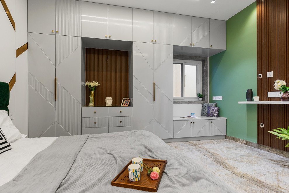 Inspiration for a contemporary bedroom in Hyderabad.