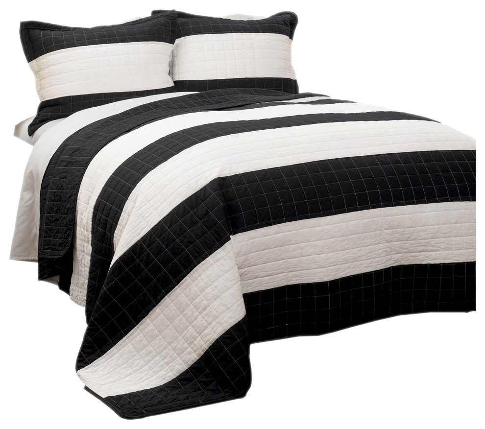 New Berlin Stripe Quilt Black/White 3Pc 