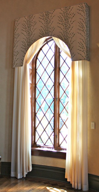 Italian Stringing - Traditional - Charlotte - by Hanging In Style Designs