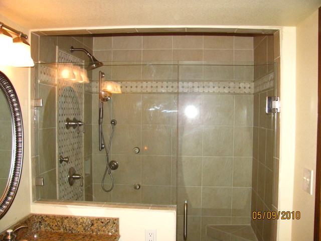 Bathrooms traditional-bathroom