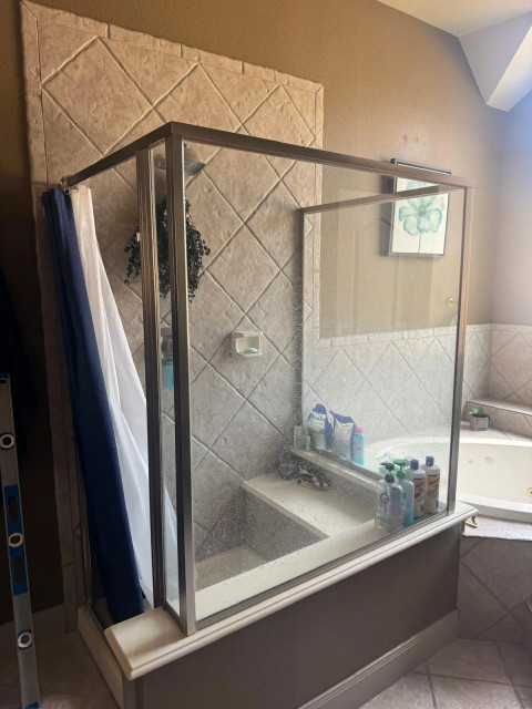 Custom Bathrooms badevaerelse