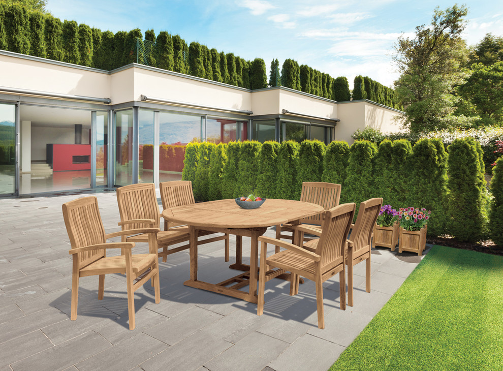 Fine dining in the garden Contemporary Landscape Surrey by