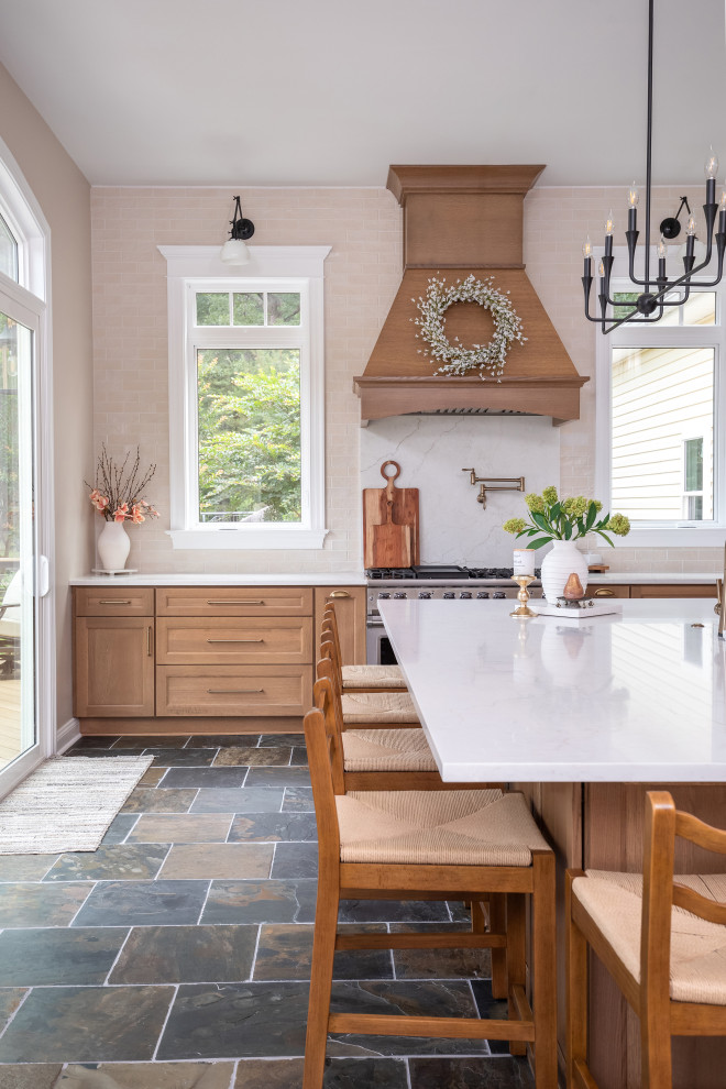 Siler City Home - Farmhouse - Kitchen - Raleigh - by Ida Hernandez