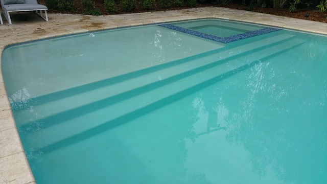 Rectangle Shaped Pools moderne-pool