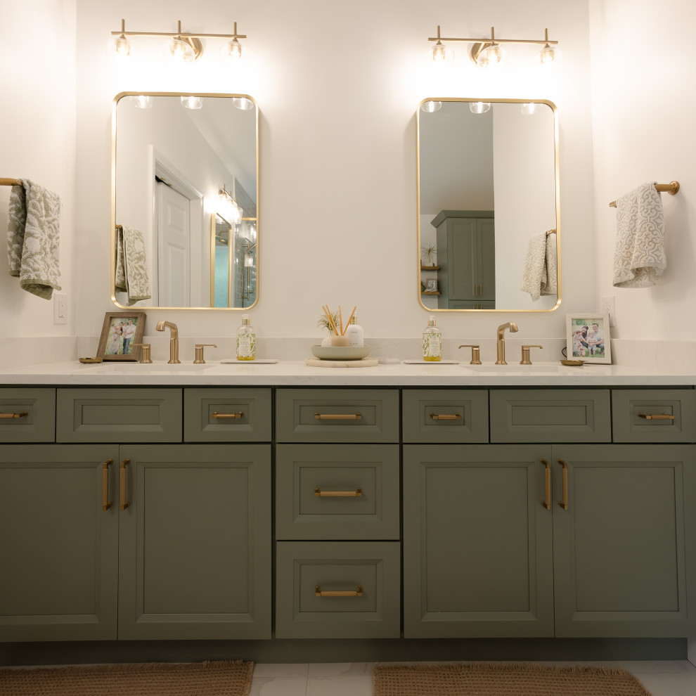 Luxury Master Bathroom & Custom Walk-In Closet Woodstock