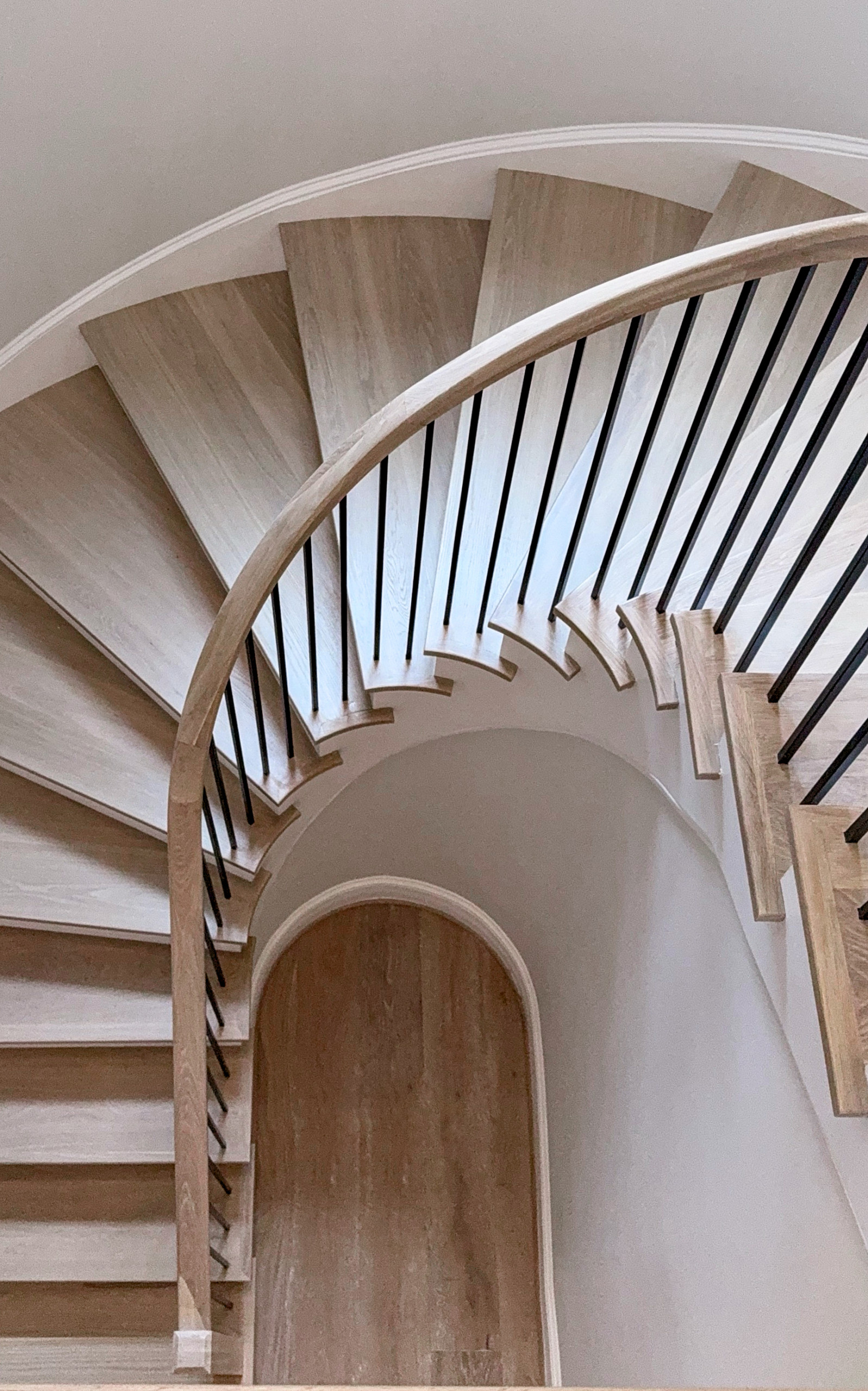 Project #150 | Contemporary White Oak Curve