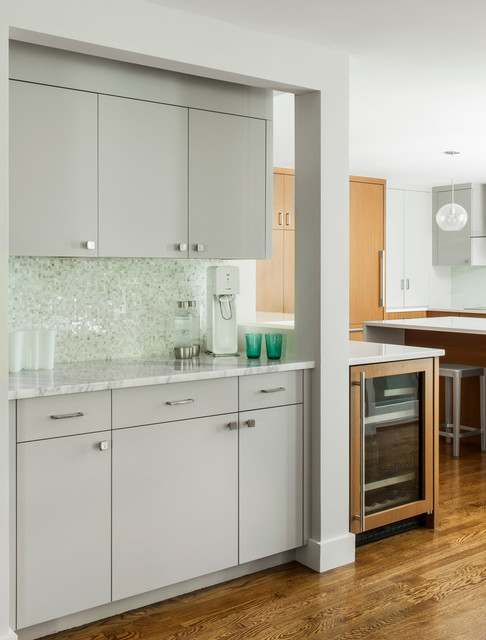 Brook Path- Bar modern-kitchen
