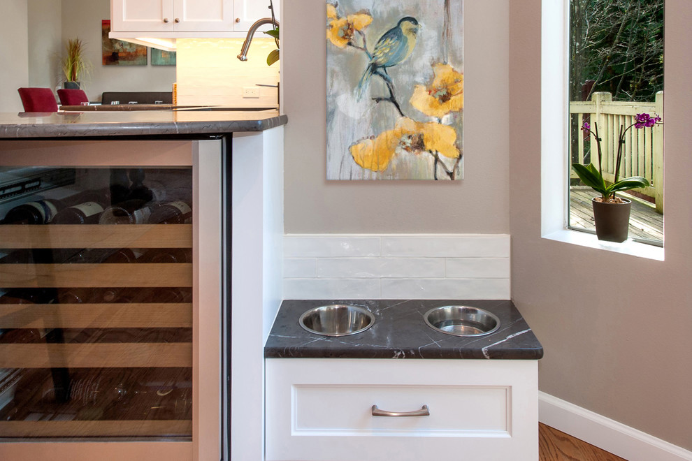 Inspiration for a transitional kitchen remodel in Seattle