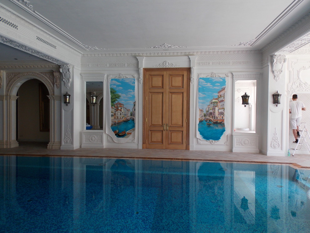 Роспись стен в бассейне