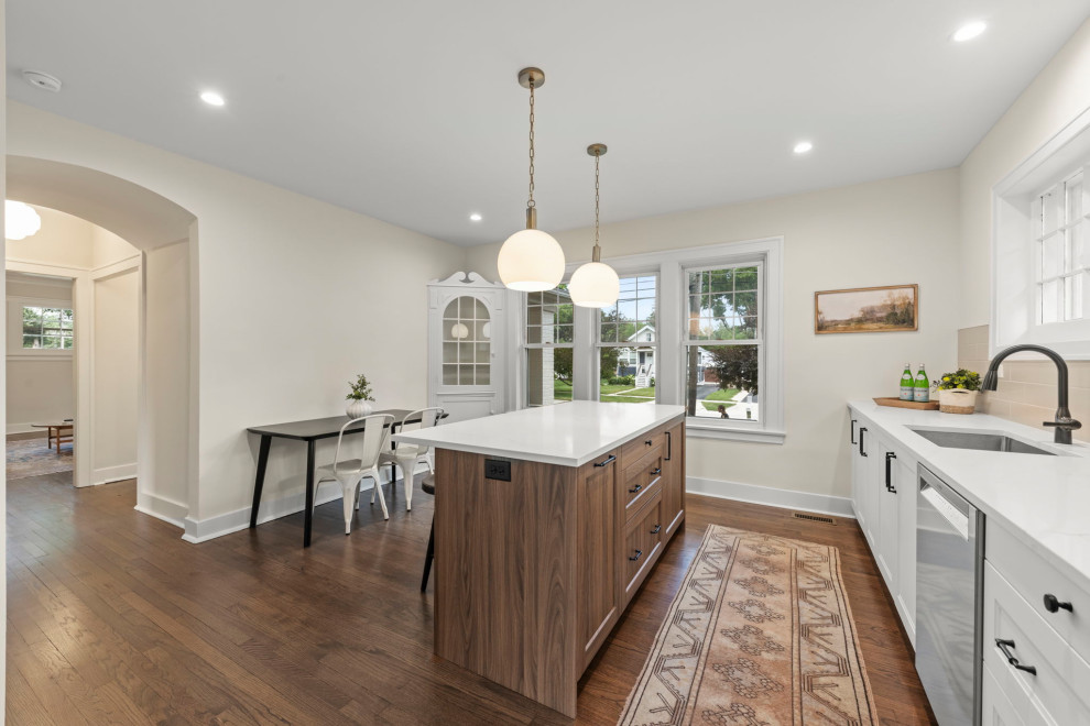 Glen Ellyn Duplex Renovation