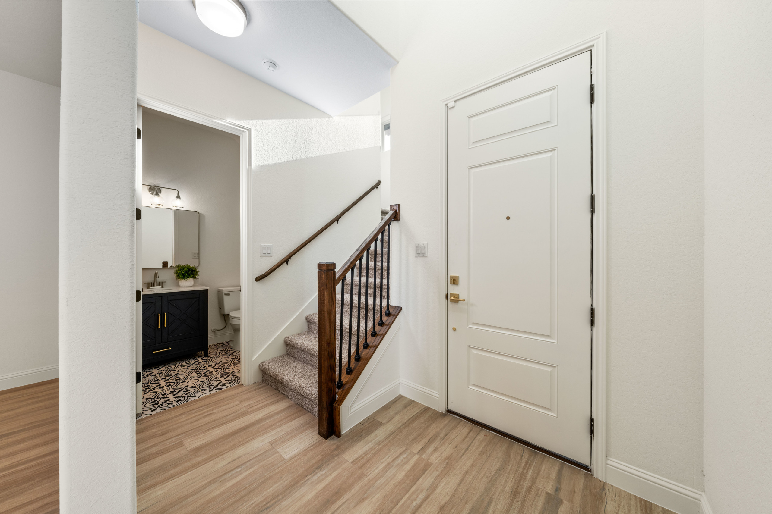 1310 S Mesquite