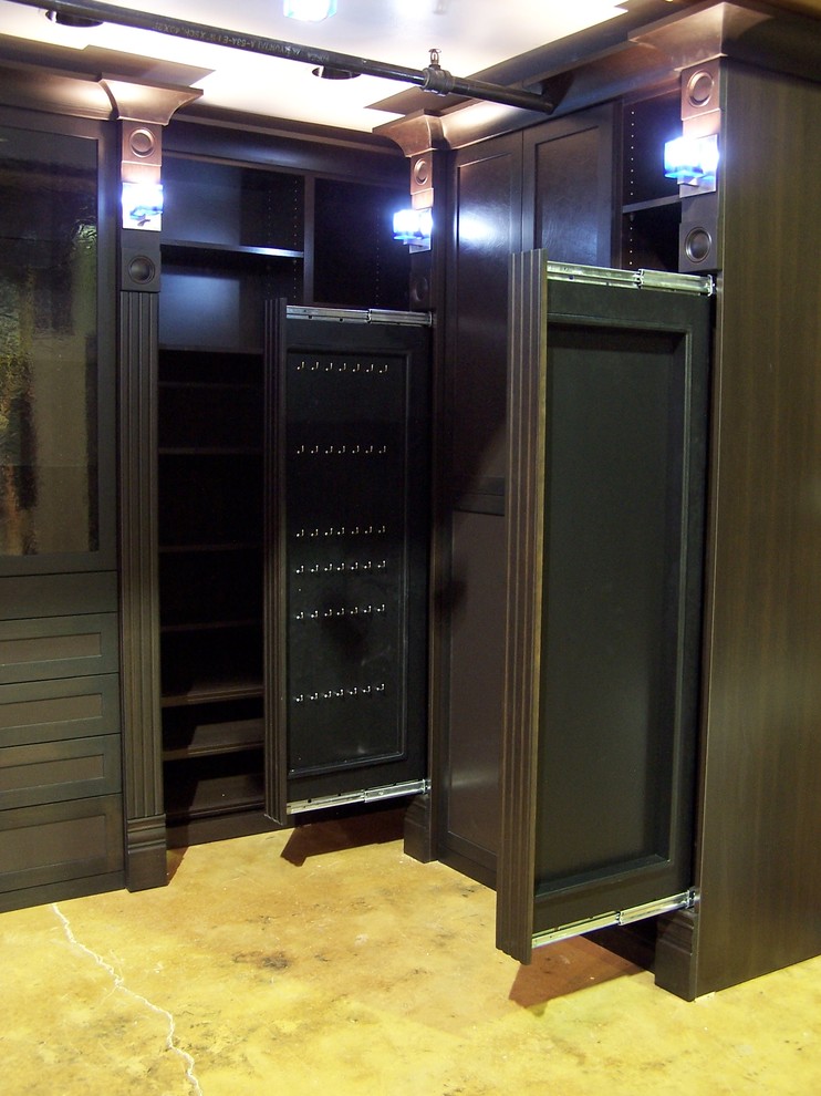 This is an example of a modern storage and wardrobe in Portland.