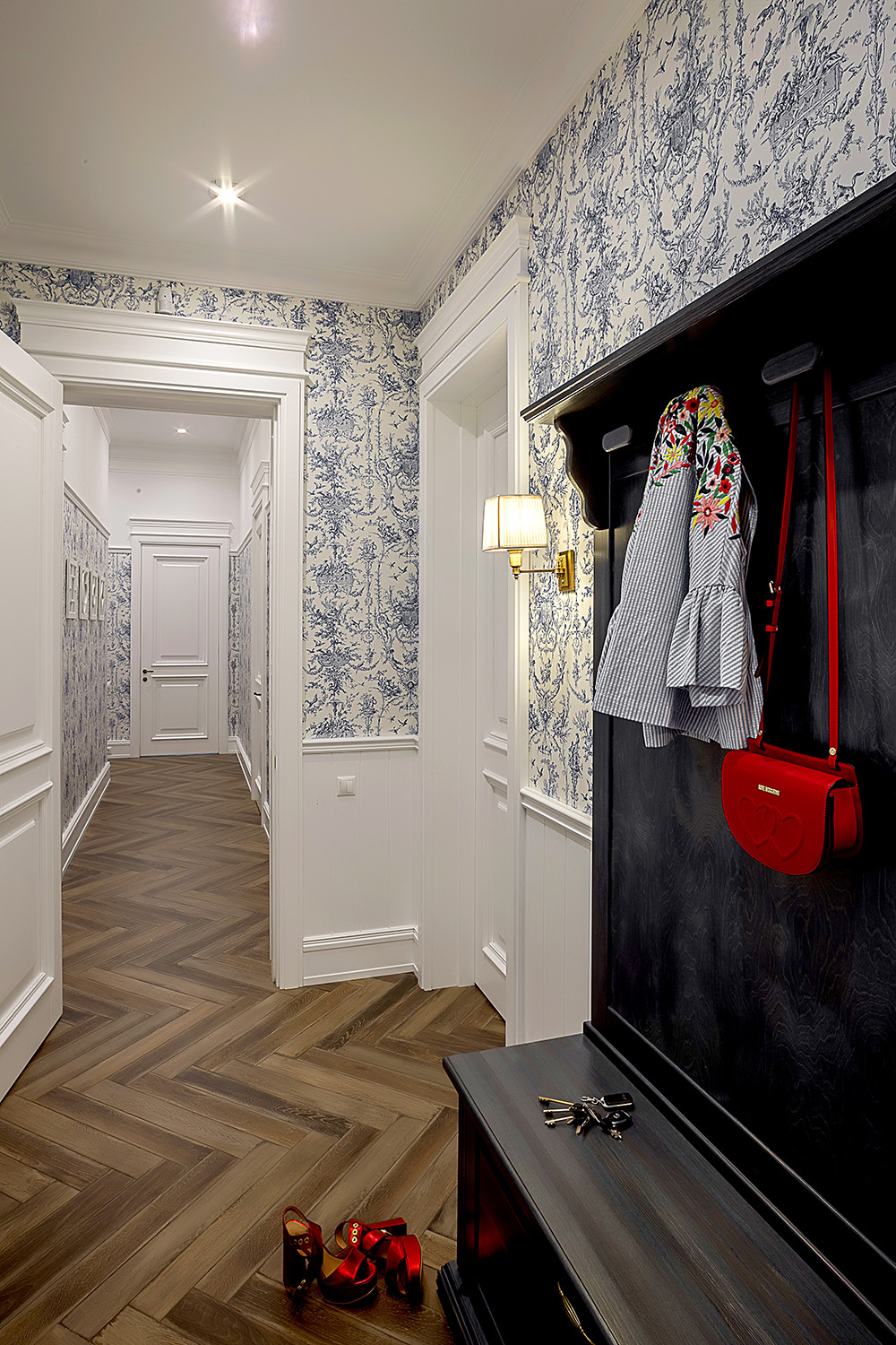 Прихожая "Деревенский шик с историей"