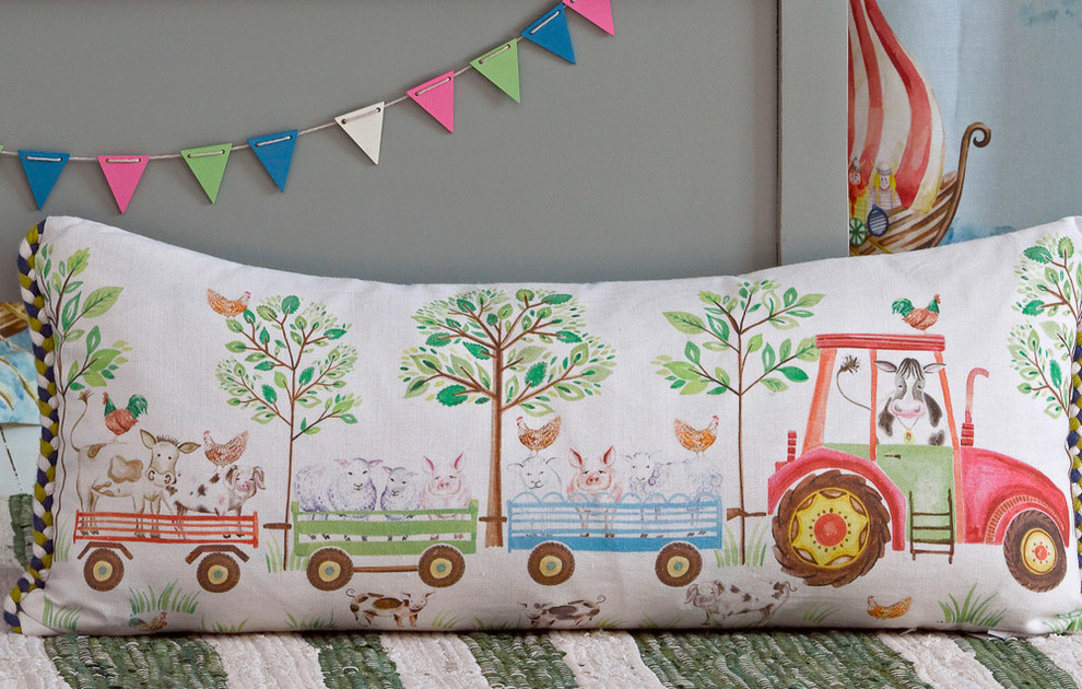 Обои и ткани в интерьере: дизайнерские узоры в жизни