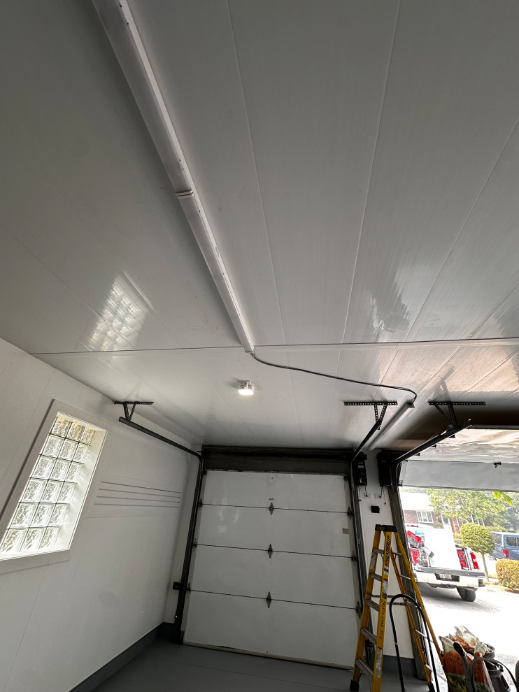 Willowdale Avenue - Garage - London, ON
