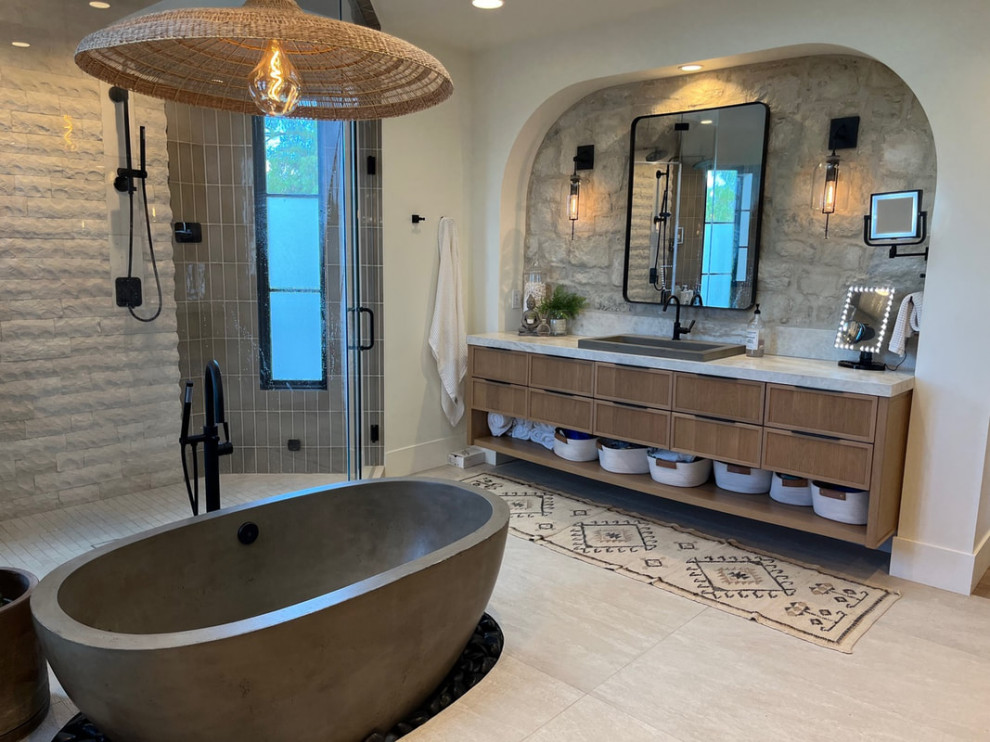 Tona Residence